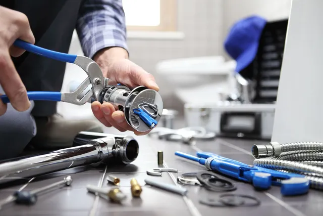 plumbing services 01 640w
